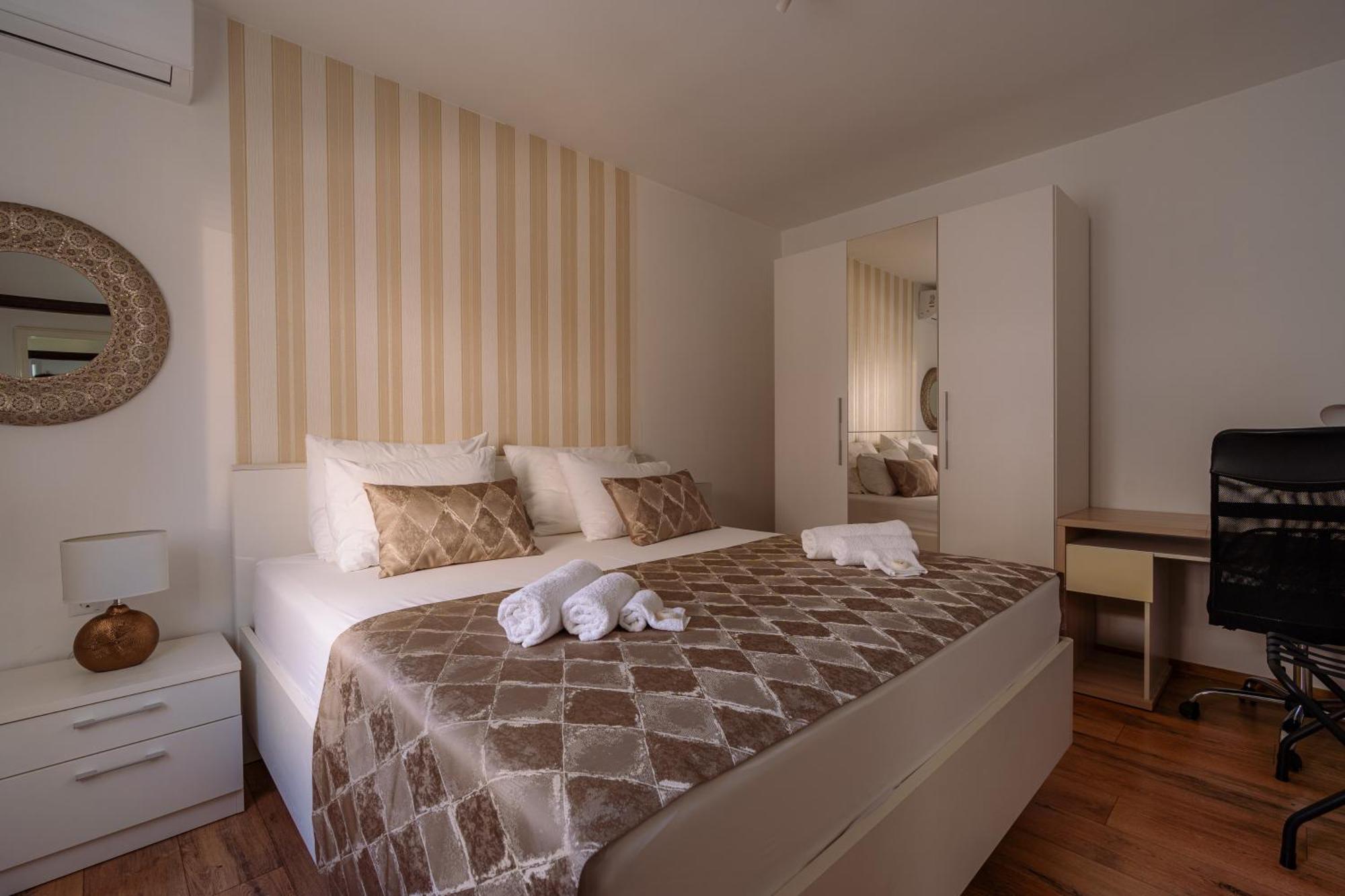 Nerica Apartment Zavalatica Kültér fotó